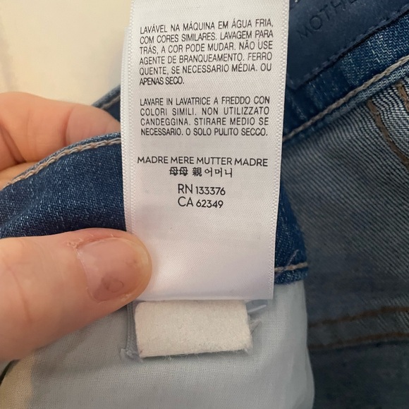 MOTHER Hustler Ankle Fray Jeans in Classic Blue - Picture 8 of 12